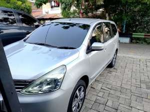 Jual bekas Nissan Livina 2017 Bensin,lokasi di Medan Kota