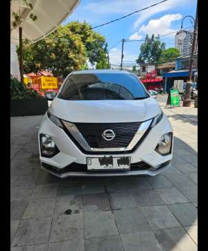 Jual bekas Nissan Livina 2022,lokasi di Bandung Kota