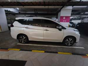 Jual bekas Nissan Livina 2022 VL AT - Km 27rb Type Tertinggi,lokasi di Jakarta Barat