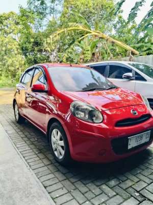 Nissan March Matic mulus lokasi di  , tersedia melalui melalui situs Olx