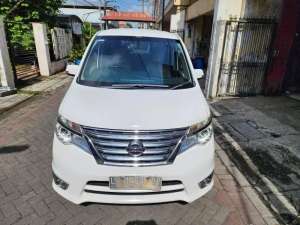 Jual bekas NISSAN NEW SERENA 2.0 HWS MATIC 2017 PUTIH FACELIFT,lokasi di Surabaya Kota