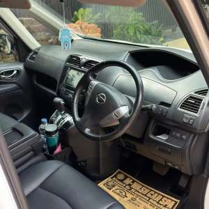 Nissan Serena 2016 Bensin lokasi di  , tersedia melalui melalui situs Olx