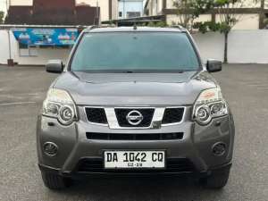Nissan X-Trail AT lokasi di  , tersedia melalui melalui situs Olx