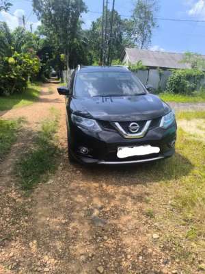 Nissan xtrail 2014 lokasi di  , tersedia melalui melalui situs Olx