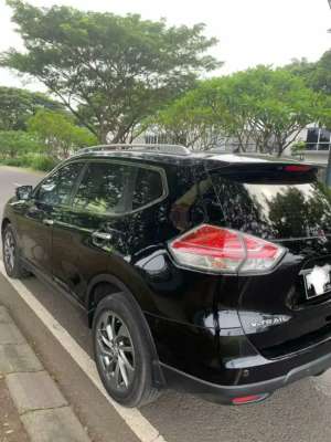 Nissan xtrail 2015 lokasi di  , tersedia melalui melalui situs Olx