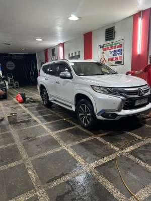 PAJERO DAKAR ULTIMATE lokasi di  , tersedia melalui melalui situs Olx