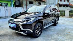 Jual bekas Pajero sport Dakar hitam,lokasi di  