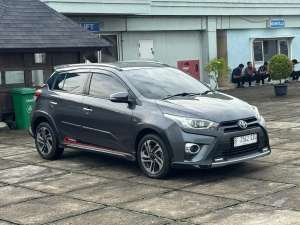 Jual bekas PALING MURAHDp 10jt YARIS S TRD HEYKERS 2017 SIAPA CEPATKm110,lokasi di  