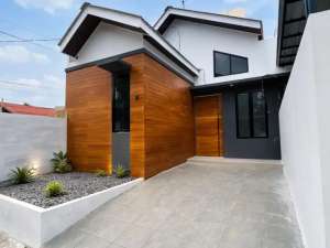 Promo Terbatas Rumah Mewah Desain Kekinian di Medan Johor, Harga Under Market lokasi di Medan Kota, tersedia melalui melalui situs Olx