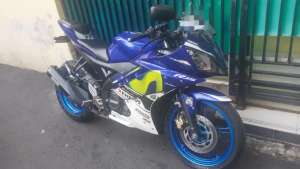 Jual bekas R15 v2 tahun 2016,lokasi di  