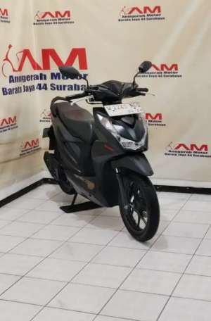 Jual bekas Ready Km 10 Ribu Honda Beat Deluxe Iss Tahun 2023 hitam doff,lokasi di  