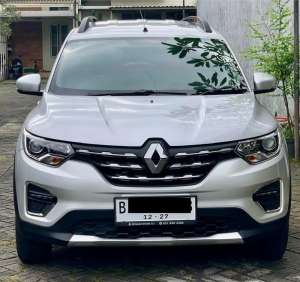 Jual bekas Renault Triber RXZ AMT 2021,lokasi di Jember Kab.