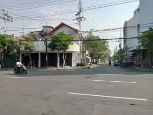 Ruko disewakan di jl.kertajaya lokasi di Surabaya Kota, tersedia melalui melalui situs Olx