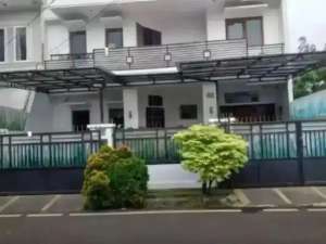 Rumah 2 Lantai Billy Moon Pondok Kelapa, 5 KT Harga 3,5 M lokasi di Jakarta Timur, tersedia melalui melalui situs Olx