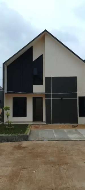 Rumah 200m dr angkot 10 menit ke stasiun lokasi di Depok Kota, tersedia melalui melalui situs Olx