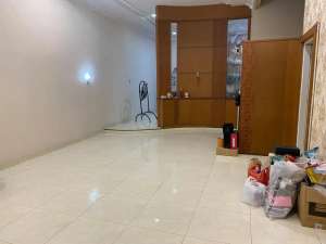 Rumah 2,5 Lantai Cemara Asri Jalan Buah lokasi di Medan Kota, tersedia melalui melalui situs Olx