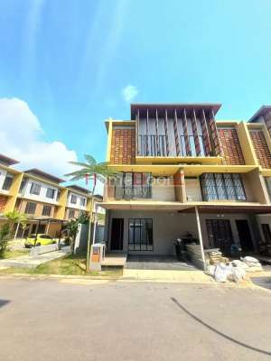 RUMAH 3 LANTAI THE ICON CENTRAL MODERN DAN EKSKLUSIF DITENGAH KOTA BATAM CENTRE lokasi di Batam Kota, tersedia melalui melalui situs Olx