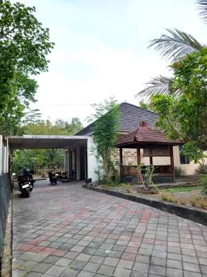 Rumah Asri dengan Halaman Luas di Sedayu lokasi di Bantul Kab., tersedia melalui melalui situs Olx