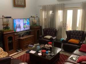 Rumah Cantikrapih dalam Cluster di Raffles Hills Cibubur lokasi di Bekasi Kota, tersedia melalui melalui situs Olx