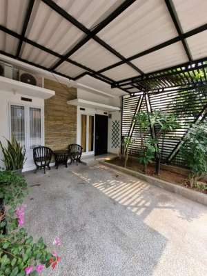 Rumah cluster larangan Tangerang dekat halteu busway puri beta lokasi di Tangerang Kota, tersedia melalui melalui situs Olx