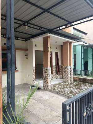 RUMAH DI GENTAN SUKOHARJO lokasi di Surakarta Kota, tersedia melalui melalui situs Olx