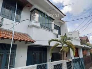 RUMAH DISEWAKAN DI JL CIPINANG BARU SECURITY 24 JAM lokasi di Bekasi Kota, tersedia melalui melalui situs Olx