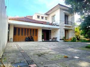 Rumah duren tiga pancoranJakarta selatan bebas banjir lokasi di Jakarta Selatan, tersedia melalui melalui situs Olx