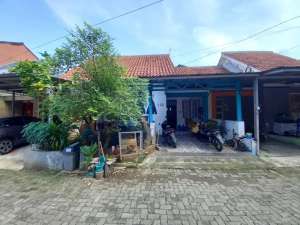 Rumah Hadap Timur Siap KPR 15 menit ke Gerbang Tol Sawangan 4 J-34525 lokasi di Depok Kota, tersedia melalui melalui situs Olx