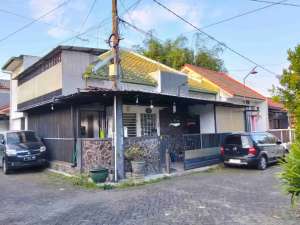 RUMAH JALAN IKAN IKAN DEKAT SUHAT MALANG lokasi di Malang Kota, tersedia melalui melalui situs Olx