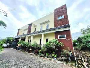 Rumah Kost Murah 41 Kamar Area Cluster Tunggulwulung Suhat lokasi di Malang Kota, tersedia melalui melalui situs Olx