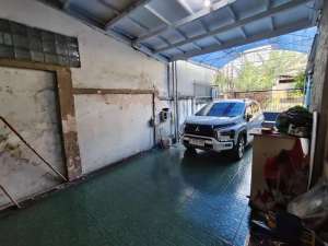 Rumah lama Cawang 26x27m. strategis, harga ekonomis lokasi di Jakarta Selatan, tersedia melalui melalui situs Olx