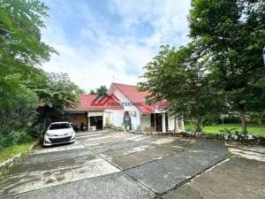 Rumah Lama Hitung Tanah Dekat Kemang Raya di Kemang, Jakarta Selatan lokasi di Jakarta Selatan, tersedia melalui melalui situs Olx