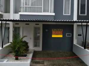 Rumah Mewah 2 Lantai Dekat Exit Tol Karawang Barat lokasi di Karawang Kab., tersedia melalui melalui situs Olx