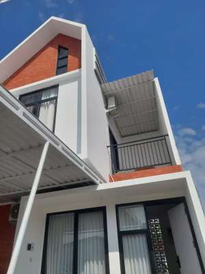 Rumah Mewah di Ngawi - Fitur Smarthome Canggih, Lokasi Strategis lokasi di Ngawi Kab., tersedia melalui melalui situs Olx