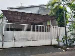 RUMAH MEWAHKOLAM RENANG Luxury Residence Kavling ALDuren Sawit lokasi di Jakarta Timur, tersedia melalui melalui situs Olx