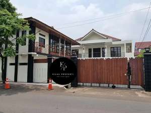 Rumah Mewah semi Furnish kawasan Kramat Jati Jakarta Timur lokasi di Jakarta Timur, tersedia melalui melalui situs Olx