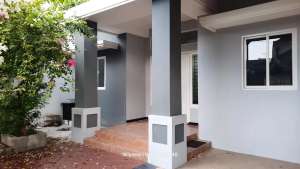 Rumah Mojoklanggru Kidul Siap huni Dekat RSUD dr. Soetomo Surabaya lokasi di Surabaya Kota, tersedia melalui melalui situs Olx