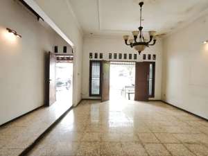 Rumah murah hitung tanah bonus bangunan cipete utara kebayoran baru jakarta selatan lokasi di Jakarta Selatan, tersedia melalui melalui situs Olx