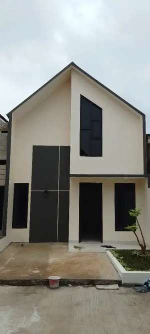 Rumah murah megah 200m dr angkutan umum dan 10 menit ke stasiun Depok lokasi di Depok Kota, tersedia melalui melalui situs Olx