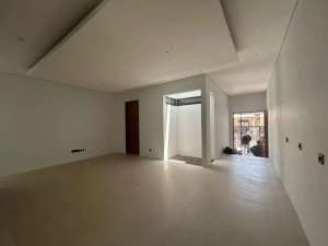 Rumah New Born di Taman Kopo Indah dekat Tol Cigondewah Cijerah Holis lokasi di Bandung Kota, tersedia melalui melalui situs Olx