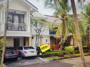 Rumah Premium area River Park Bintaro Jaya lokasi di Tangerang Selatan Kota, tersedia melalui melalui situs Olx