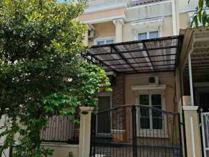 Rumah Premium di Komplek Premium Cakung lokasi di Jakarta Timur, tersedia melalui melalui situs Olx