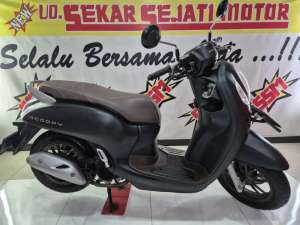 Jual bekas Scoopy prestige iss cbs keyless 2024 istimewah.,lokasi di  