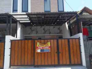 Sedati JuandaJual Rumah Baru Cantik 2,5 Lantai T8060 Pepe Juanda Betro Pulungan Cemandi Buncitan Buduran lokasi di Sidoarjo  Kab., tersedia melalui melalui situs Olx