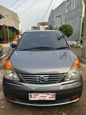 Jual bekas Serena HWS AT 2012 Grey mantabb,lokasi di Bekasi Kota