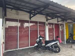 SEWA KIOS PINGGIR JALAN lokasi di Jakarta Selatan, tersedia melalui melalui situs Olx