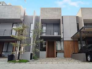 SEWA RUMAH BARU FURNIS BAGUS CENTRAL PARK MERR lokasi di Sidoarjo  Kab., tersedia melalui melalui situs Olx