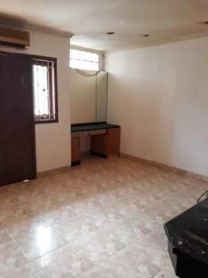 Sewa Rumah di Kelapa Molek VII Kelapa Gading Jakarta Utara lokasi di Jakarta Utara, tersedia melalui melalui situs Olx