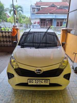 Jual bekas SIGRA 1.0 MT TIPE D Kilometer 171km Resmi Kelahiran AG Kota Blitar,lokasi di Blitar Kota