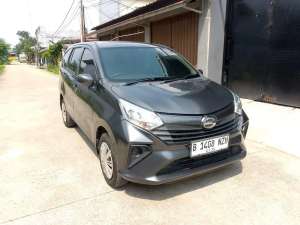 Jual bekas Sigra M Manual 2019 abu2 UM 4 jt doang,lokasi di Depok Kota